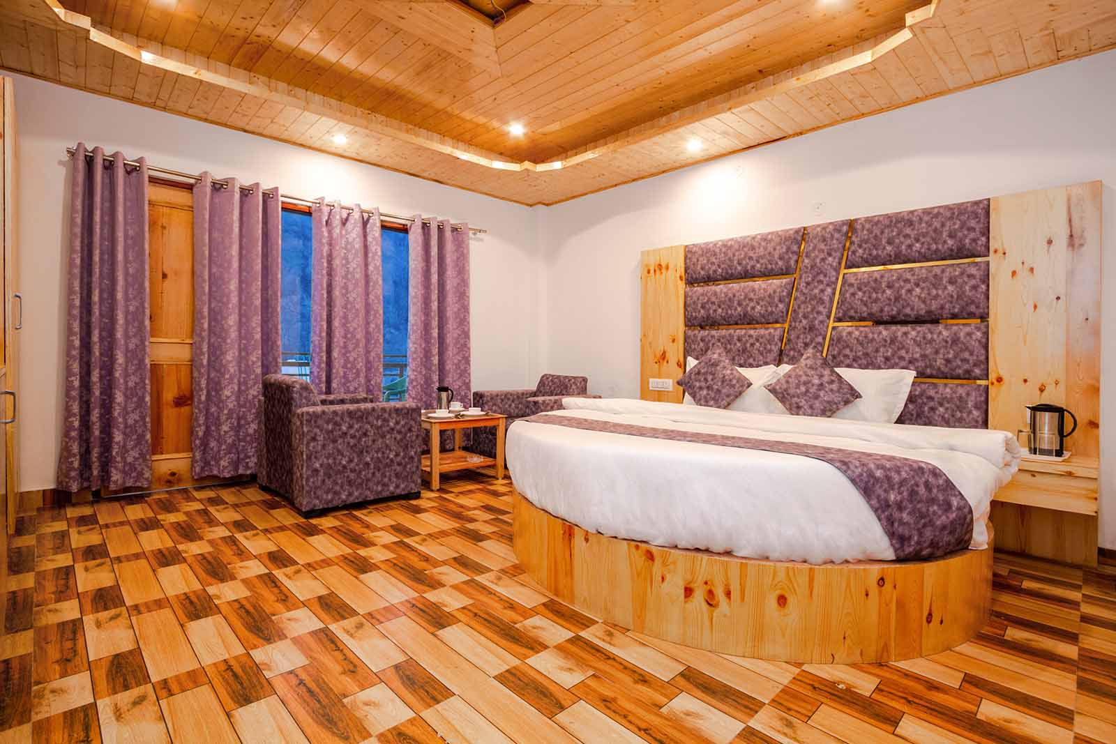 Deluxe Rooms